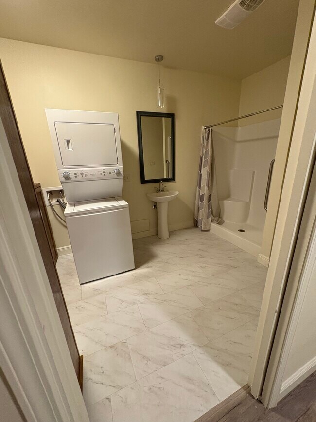 Foto del edificio - 948 Palmer Chapel Rd