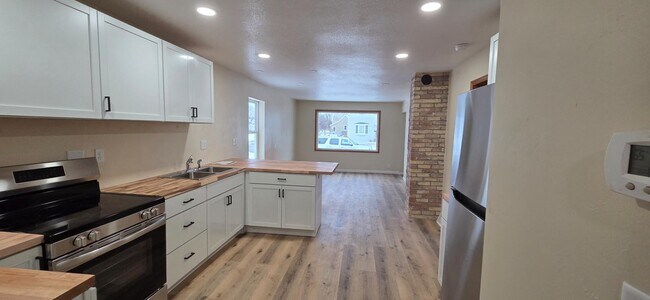 Foto del edificio - 235 Main St