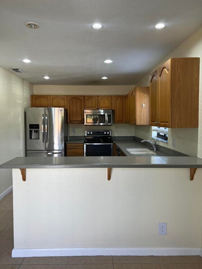 Foto del edificio - 4663 Cherry Rd