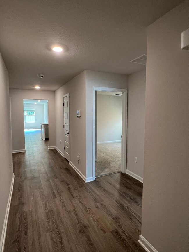 Building Photo - A Great Find