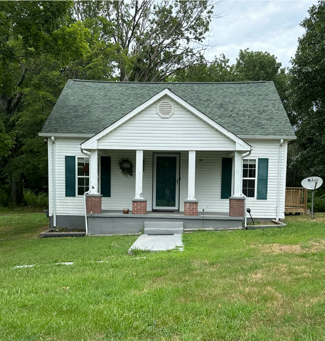 Building Photo - 1501 TN-13