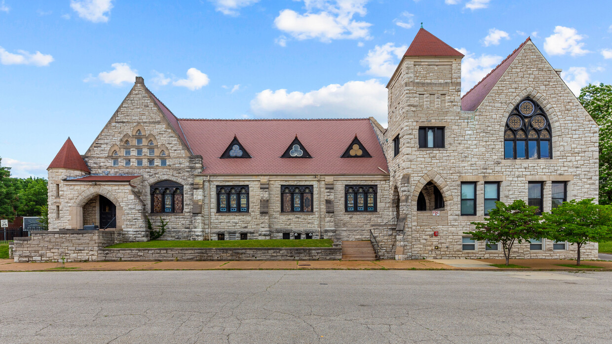 Primary Photo - Sanctuary Lofts