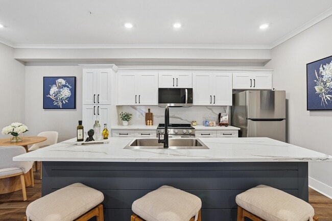 PG Kitchen View - Pointe Grand Estrella at Phoenix