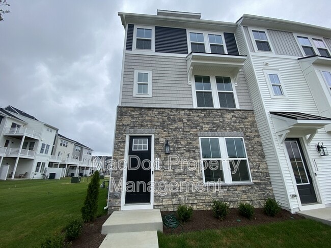Building Photo - 4815 Jackson Village Pky