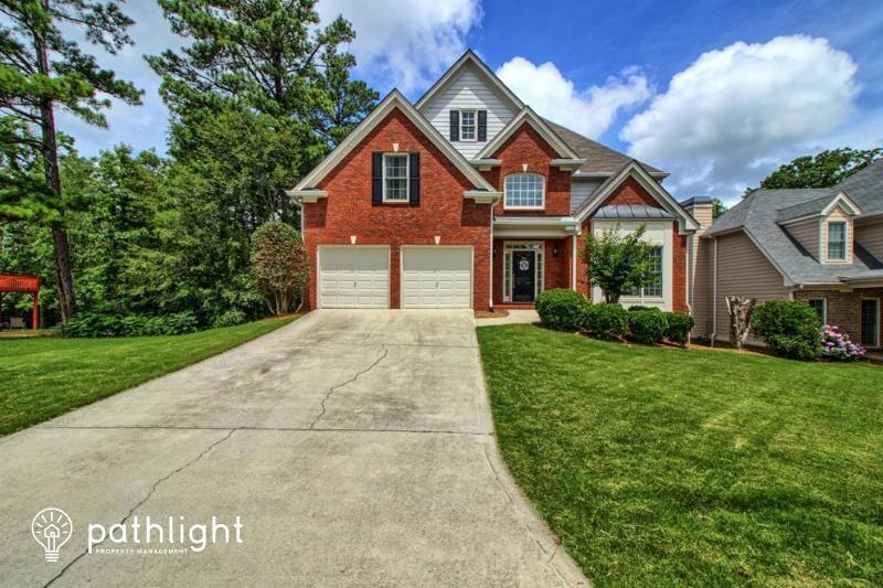 Primary Photo - 1225 Brentwood Ct
