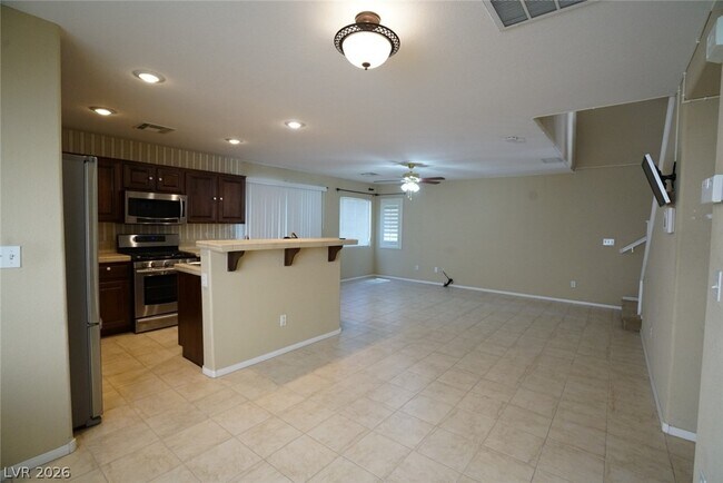 Foto del edificio - 5142 Dillingham Dr