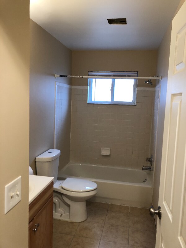 Foto del edificio - 563 E Guthrie Ave