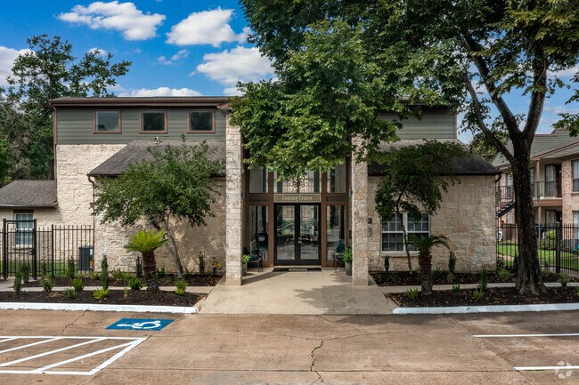 5535 Timber Creek Place Dr