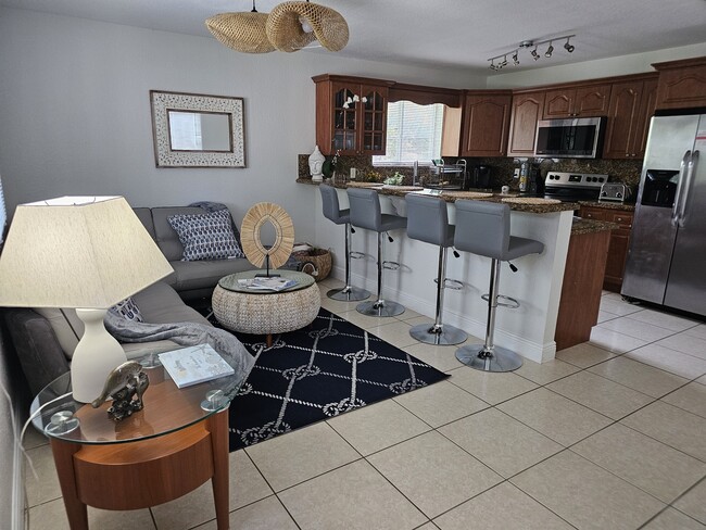 Foto del edificio - 7702 NE 3rd Ct