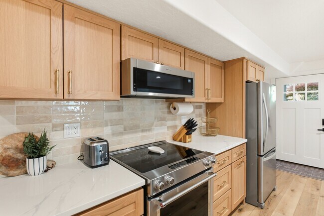 Foto del edificio - 2453 Brookglen Dr