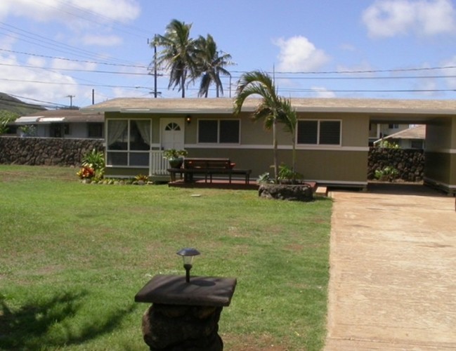 Building Photo - Rainbow Estates