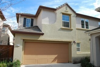 Building Photo - 8415 Oliva Rd