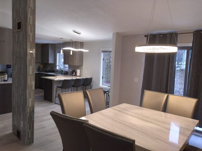 Foto del edificio - 702 Westward Dr