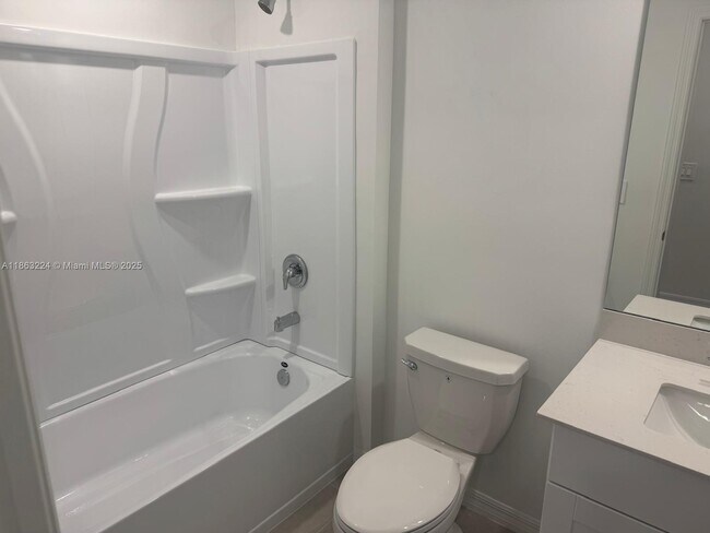 Foto del edificio - 4122 Lattuca Ln