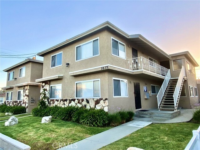 Foto principal - 1835 S Grand Ave
