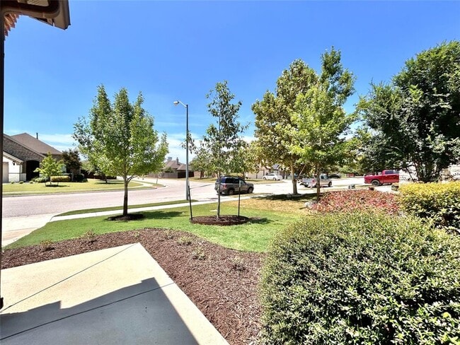 Building Photo - 7001 Etna Way
