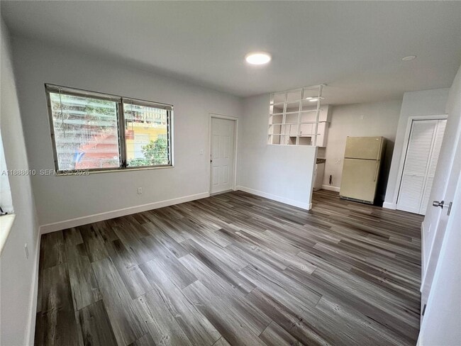 Foto del edificio - 962 NW 6th St