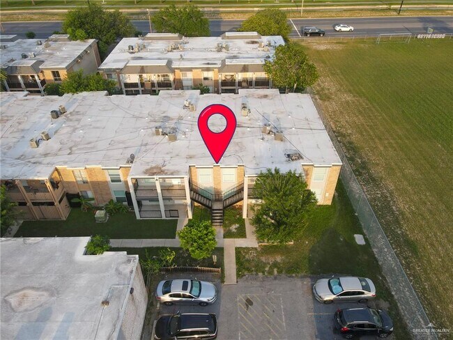 Foto del edificio - 1901 N Col Rowe Blvd