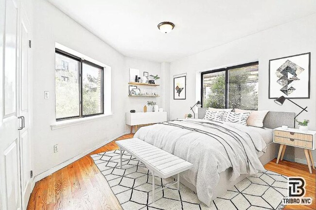 Building Photo - 3 bedroom in BROOKLYN NY 11221