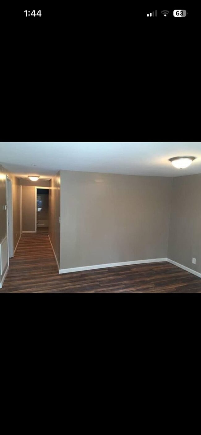 Building Photo - 1309 Swope Dr