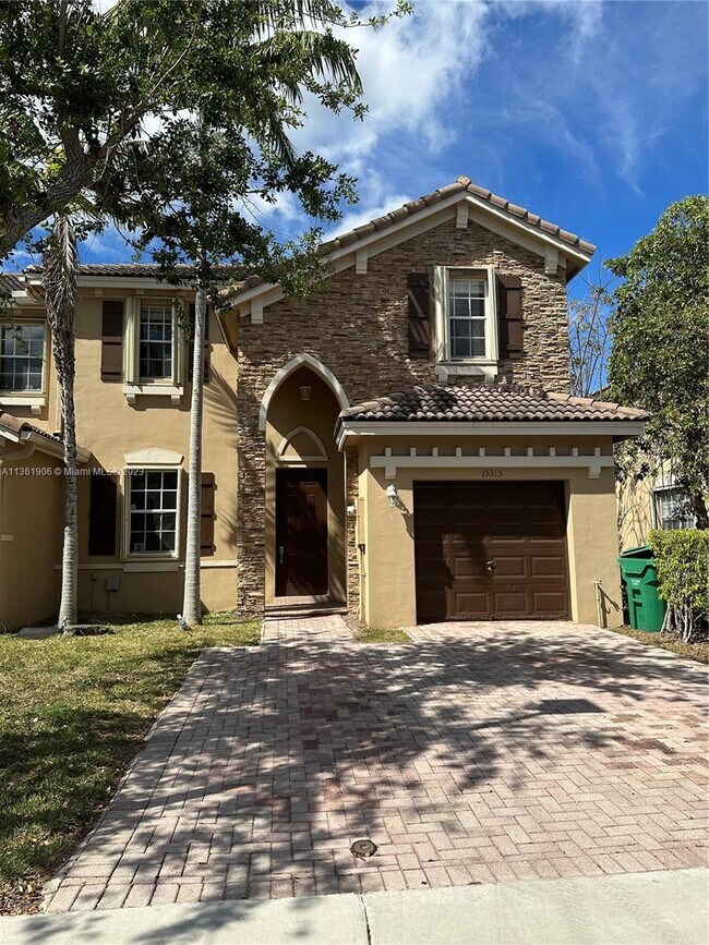 Foto del edificio - 15315 SW 9th Way