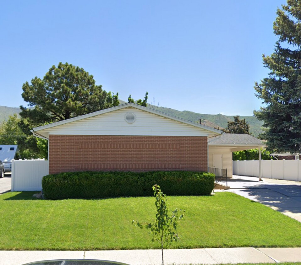 Foothill Duplex - 1595 S 2100 E