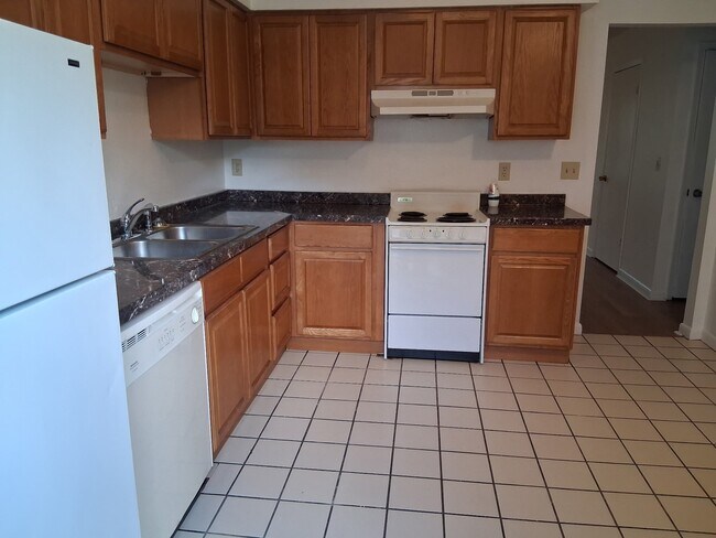 Foto del edificio - 5649 Cherry Wood Cir