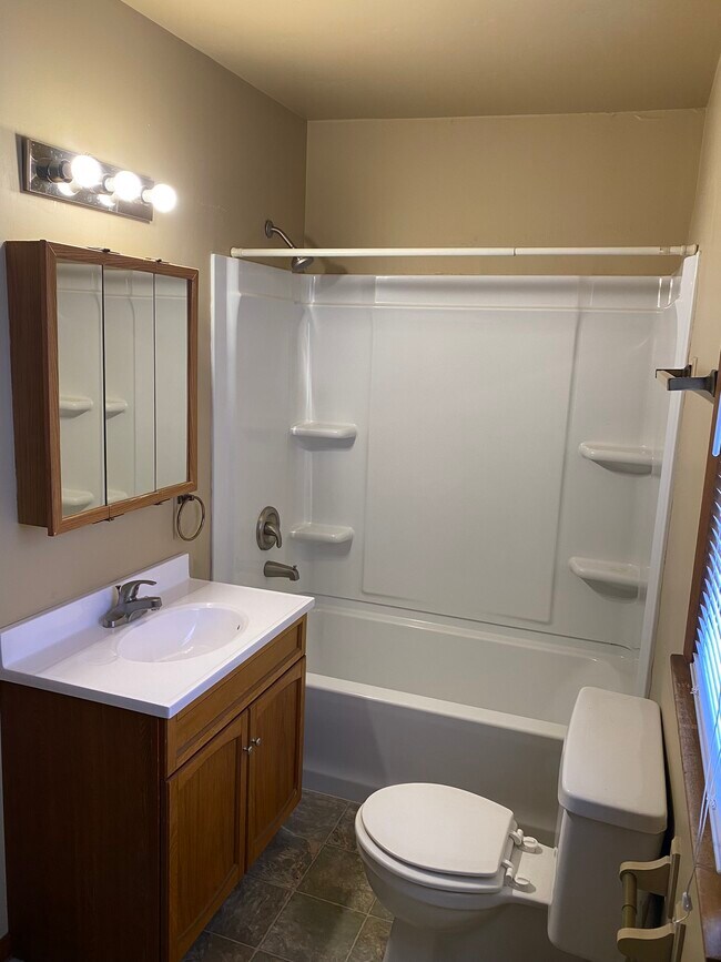 Bathroom - 709 Arrow Ave NE