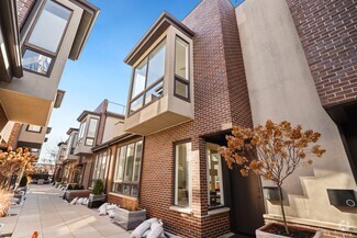 Building Photo - 1757 N Paulina St