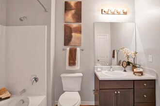 2 Bedroom Master Bathroom - The Crossings At Milestone
