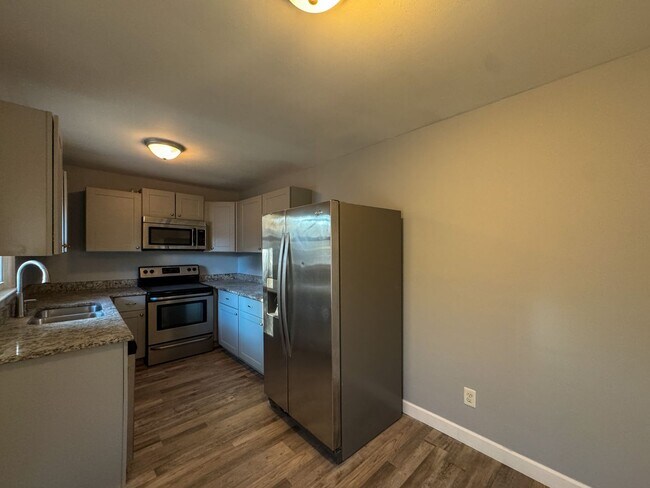 Foto del edificio - Charming 3 Bed 1 Bath Home Conveniently Located in Fayettevile