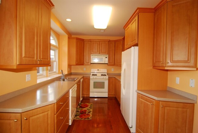 Building Photo - 37 Catamaran Ct