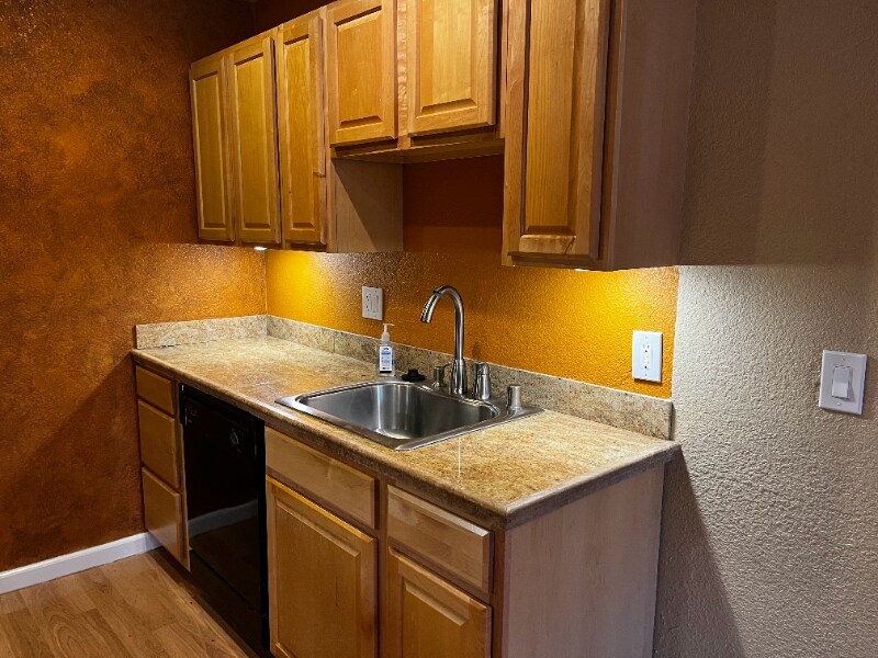 Foto principal - 2730 Oak Rd