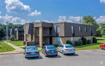 Building Photo - 2100 N Leverett Ave