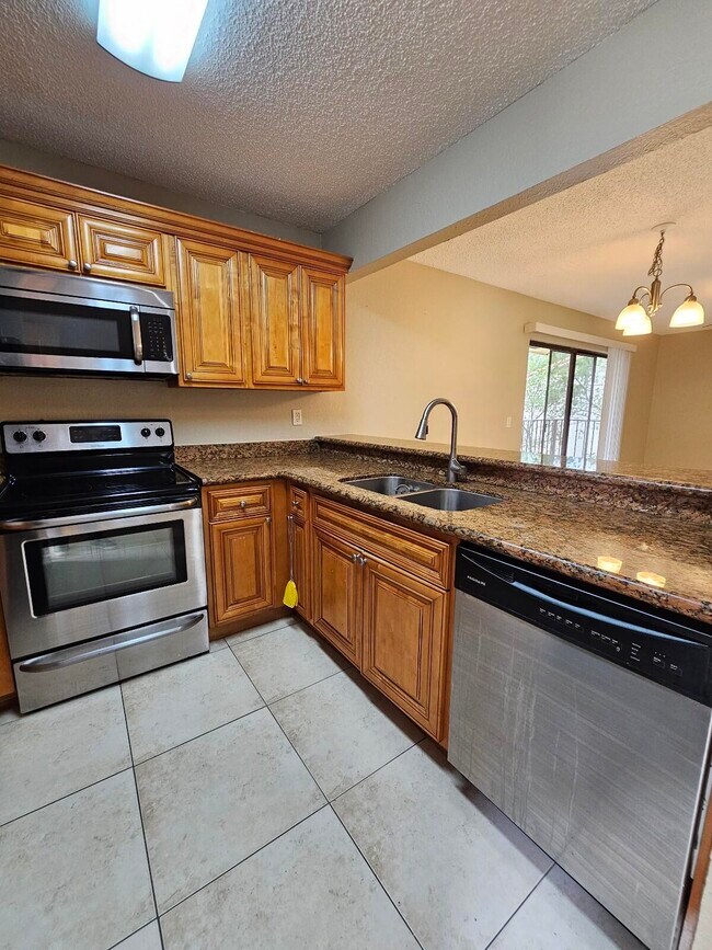 Foto del edificio - 1501 Windorah Way