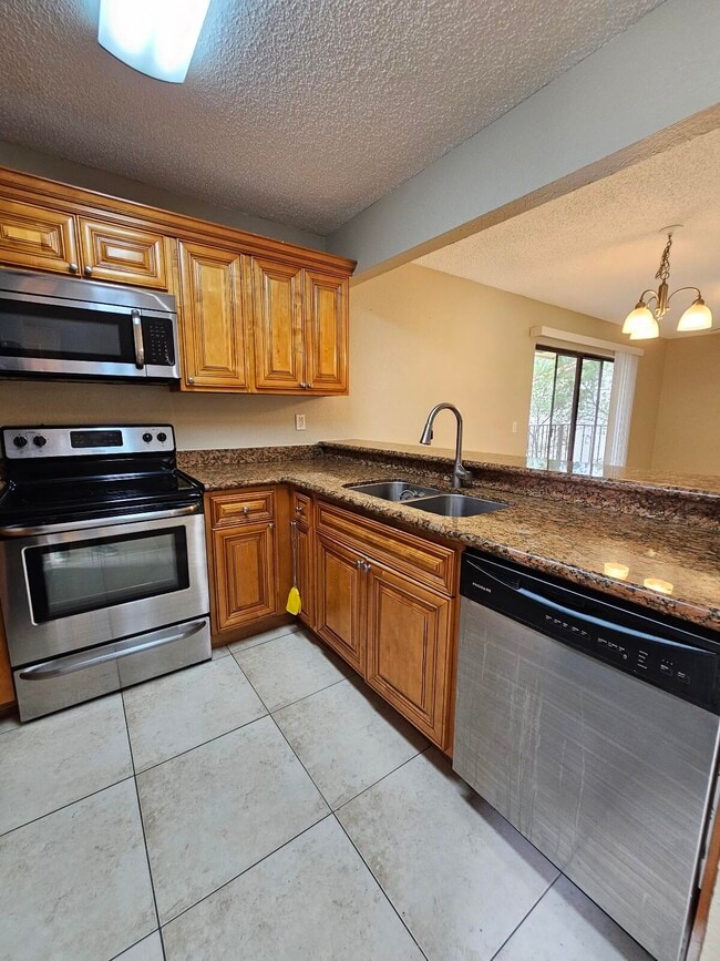 Building Photo - 1501 Windorah Way