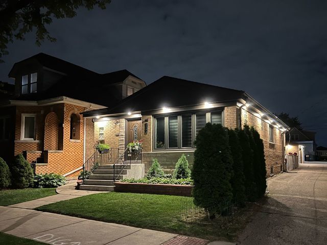 Building Photo - 4344 N Newland Ave