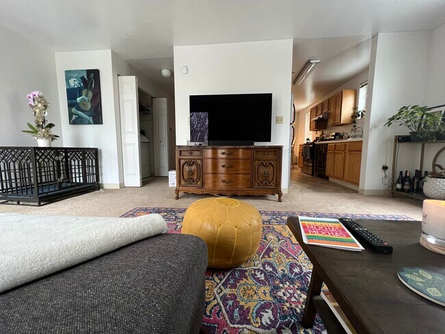 Foto del edificio - 213 Whitridge St