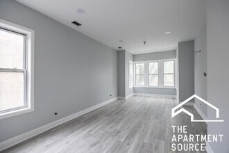 Building Photo - 1307 N Lawndale Ave