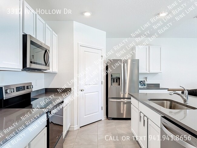 Photo - 3312 Ivy Holw Dr House