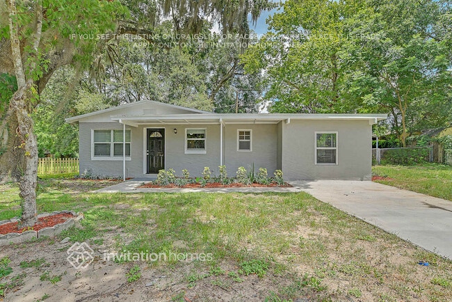 Building Photo - 7115 Peyton Pl