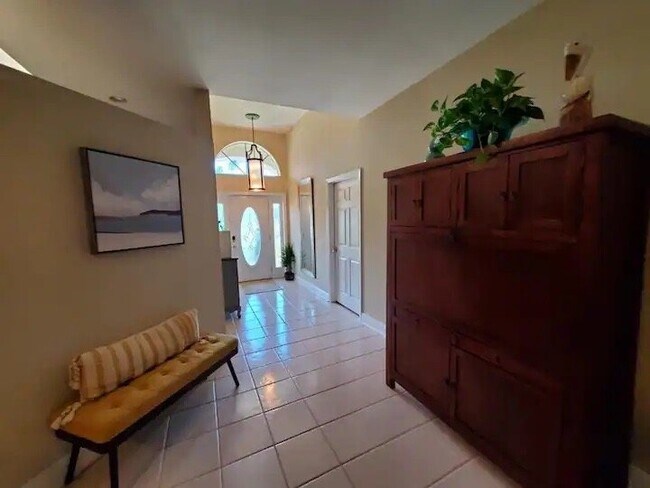 Foto del edificio - MOON LAKE SINGLE FAMILY HOME