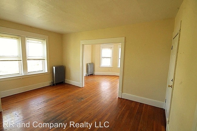Building Photo - 406-408-408 Belmont Ave