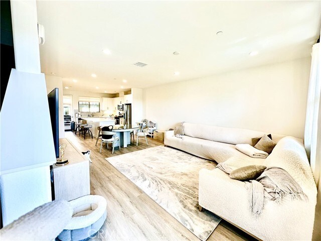 Foto del edificio - 582 Boulder Cir