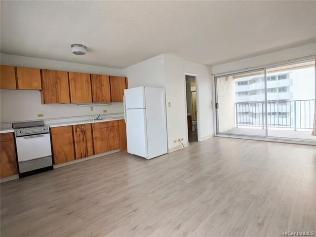 Primary Photo - 1099 Green St
