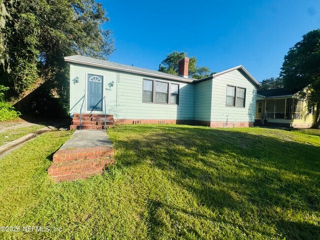 Foto del edificio - 8041 Oakwood St