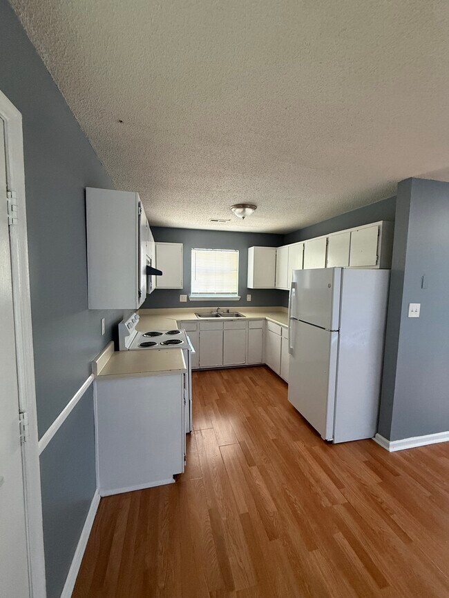 Foto del edificio - Platinum House LLC