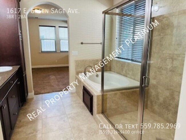 Foto del edificio - 1617 East Green Sage Avenue