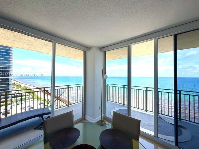 Foto del edificio - 2080 S Ocean Dr