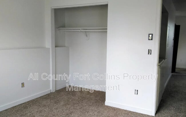 Building Photo - 1200 Sugarpine St